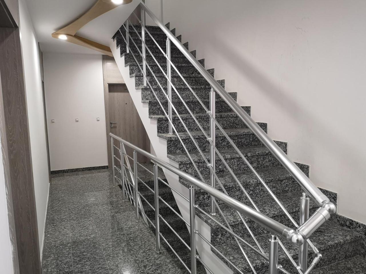 בלגרד J&J Apartments מראה חיצוני תמונה