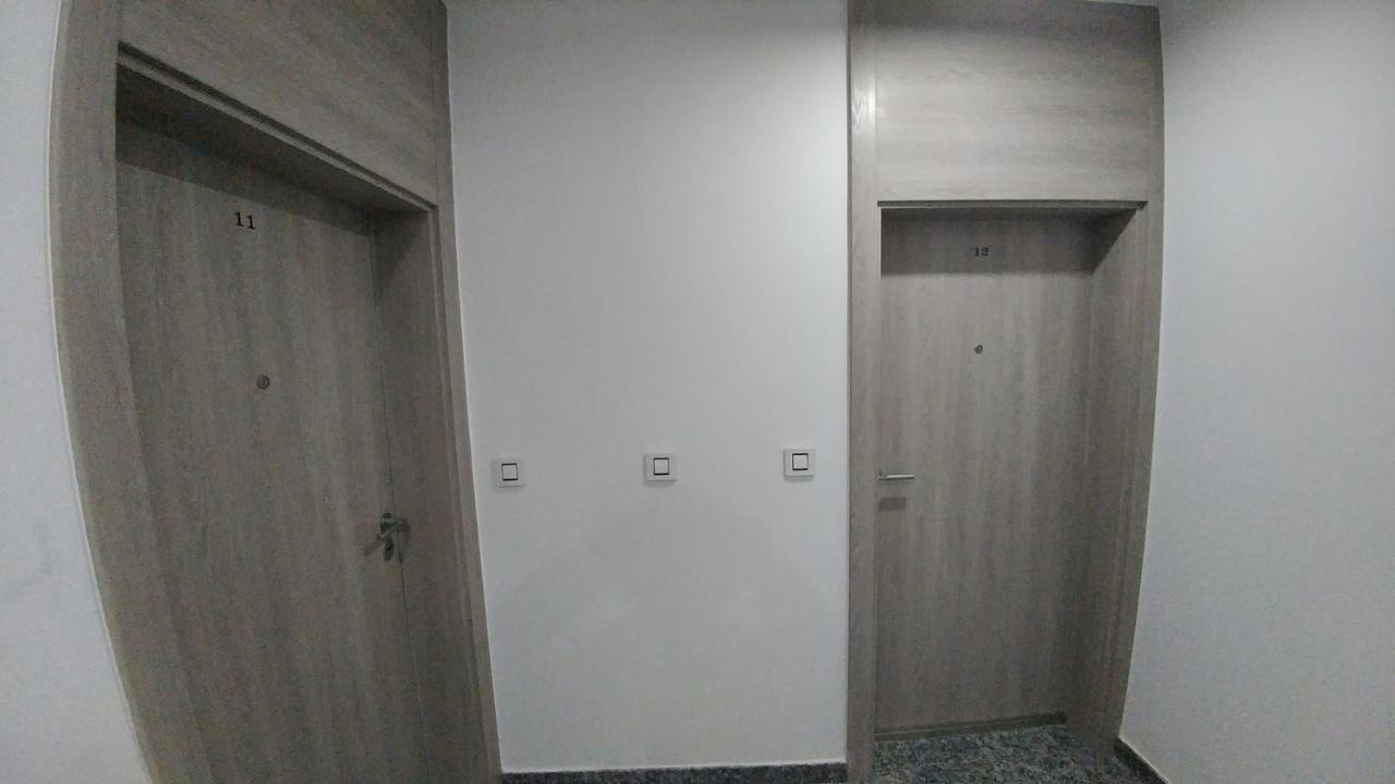 בלגרד J&J Apartments מראה חיצוני תמונה