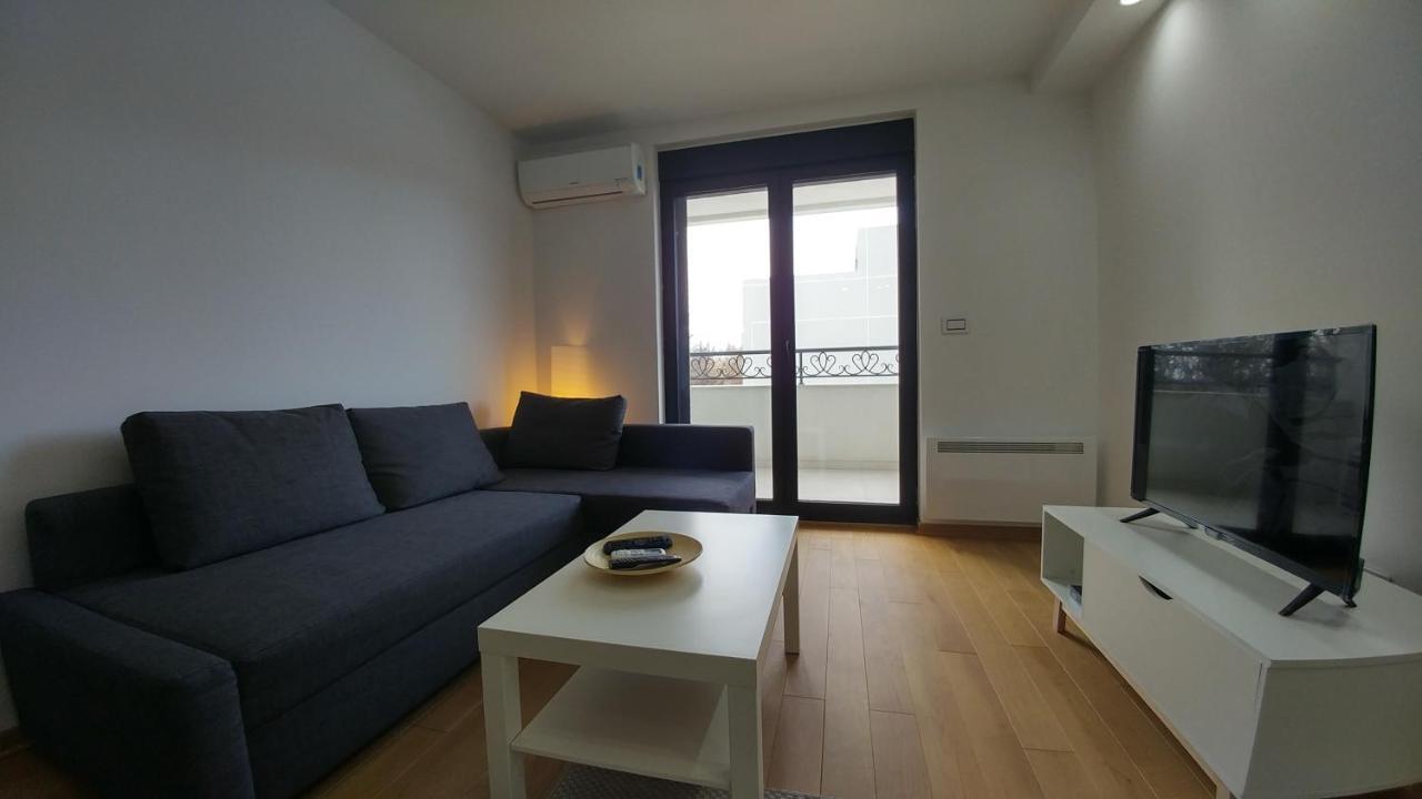 בלגרד J&J Apartments מראה חיצוני תמונה