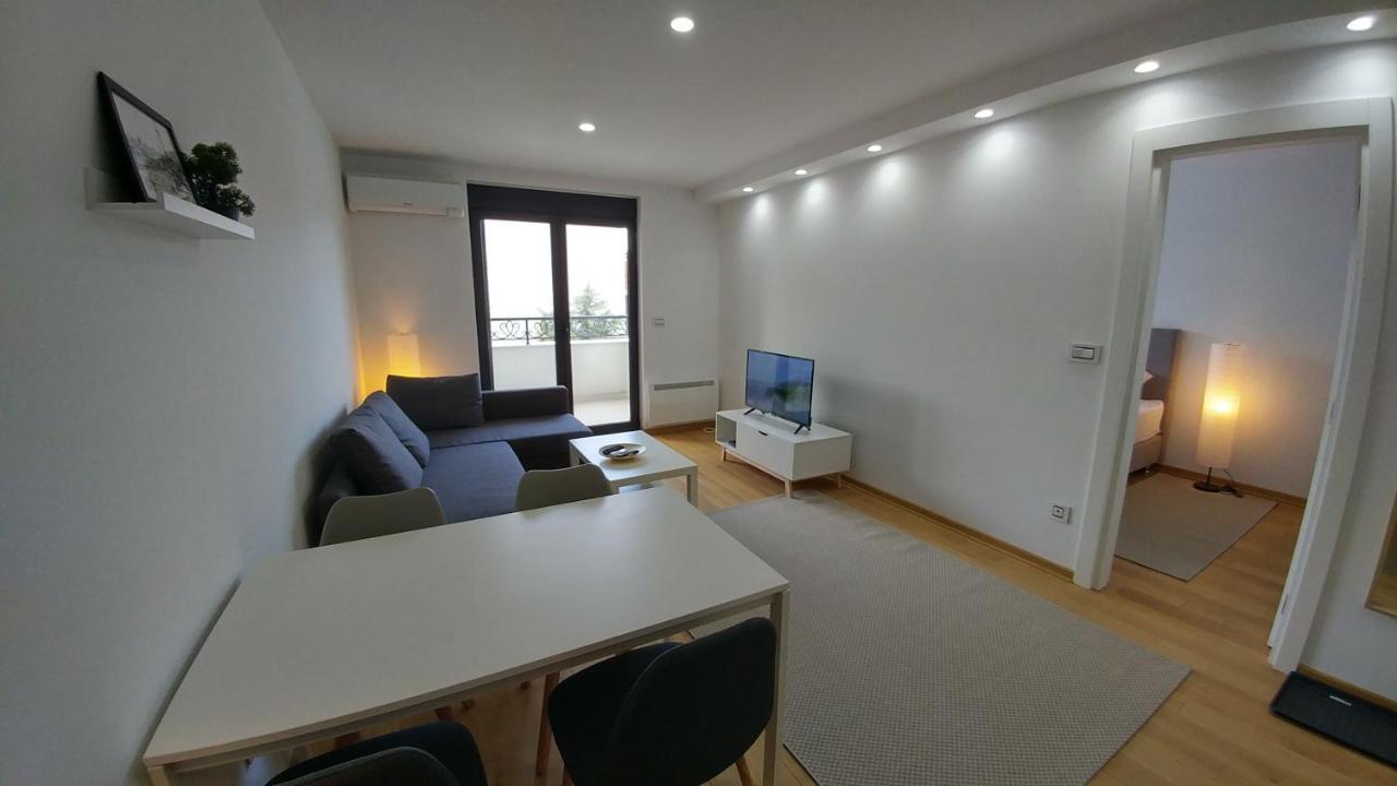 בלגרד J&J Apartments מראה חיצוני תמונה
